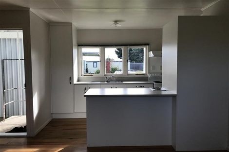 Photo of property in 5 Bream Bay Drive, Ruakaka, 0116