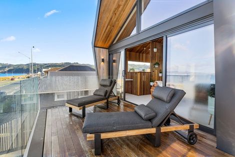 Photo of property in 239 The Esplanade, Petone, Lower Hutt, 5012