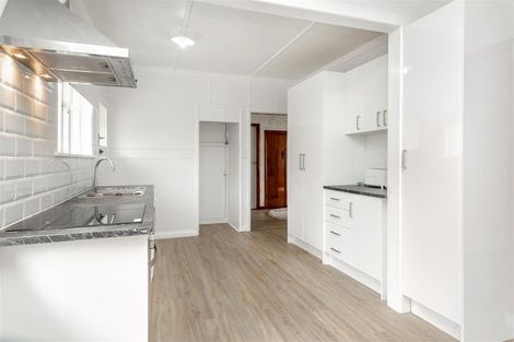 Photo of property in 92 Te Aroha Street, Hamilton East, Hamilton, 3216