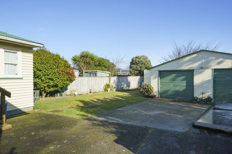 Photo of property in 6 Coleman Street, Paraparaumu, 5032