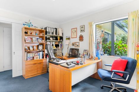 Photo of property in 91 Whaka Street, Maungaturoto, 0520