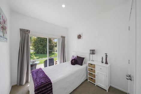 Photo of property in 12 Ranfurly Road, Alfriston, Auckland, 2105