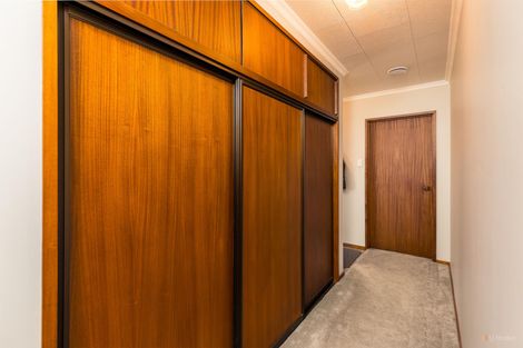 Photo of property in 11 Oxford Street, Waimate, 7924