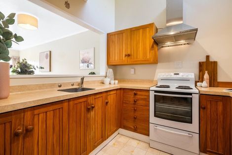 Photo of property in 9e School Road, Plimmerton, Porirua, 5026