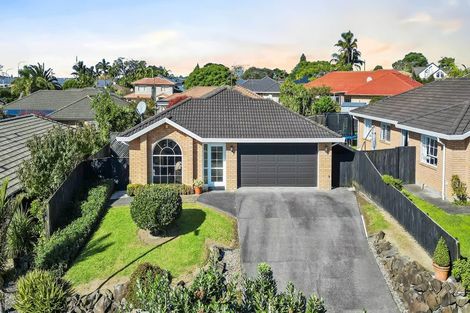 Photo of property in 1/6 Somerton Rise, Henderson, Auckland, 0612