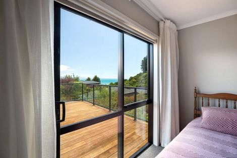 Photo of property in 7 Pohutukawa Place, Pohara, Takaka, 7183
