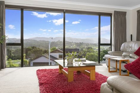 Photo of property in 2 Foothills Lane, Glen Eden, Auckland, 0602