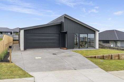 Photo of property in 7 Kayelene Place, Omokoroa, 3114
