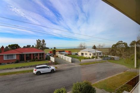 Photo of property in 45 Cambridge Street, Kensington, Timaru, 7910