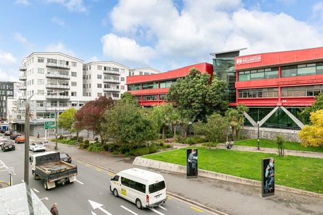 Photo of property in Dual Apartments, 210/142 Vivian Street, Te Aro, Wellington, 6011