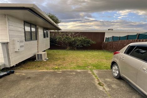 Photo of property in 93a Henderson Valley Road, Henderson, Auckland, 0612
