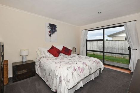 Photo of property in 67 Pyle Road West, One Tree Point, 0118