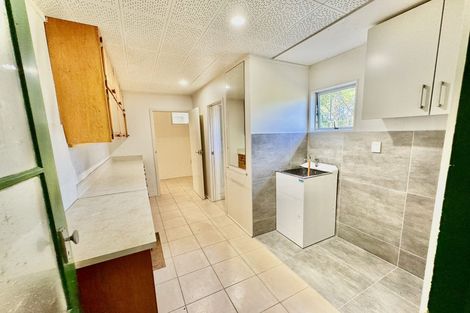 Photo of property in 25 Schnapper Rock Road, Greenhithe, Auckland, 0632