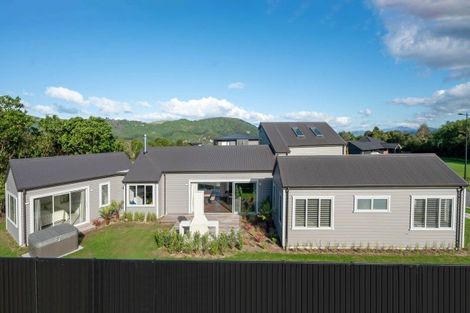 Photo of property in 42 Okaia Drive, Kinloch, Taupo, 3377