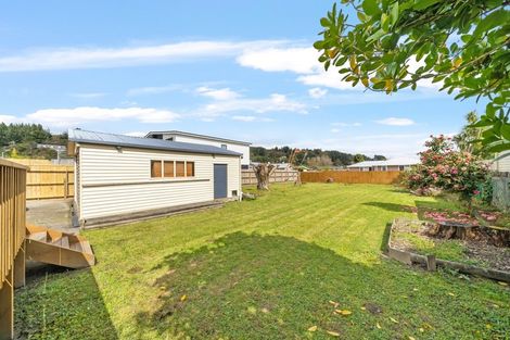 Photo of property in 40 Moeraki Road, Maoribank, Upper Hutt, 5018