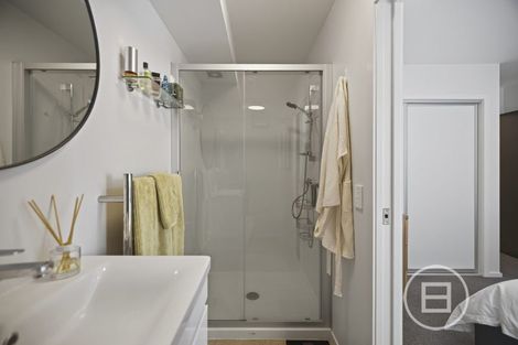 Photo of property in Northlight Apartments, 1/14 Fryer Street, Queenstown, 9300