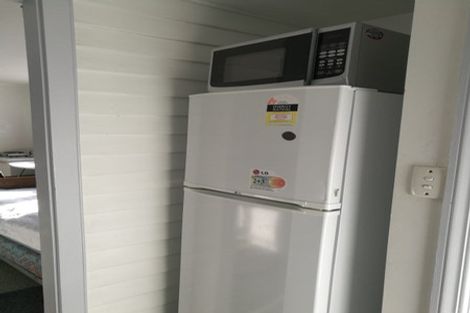 Photo of property in 104 Parkvale Road, Karori, Wellington, 6012