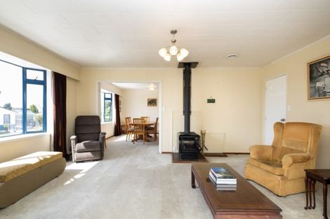 Photo of property in 24 Valerie Street, Clive, 4102