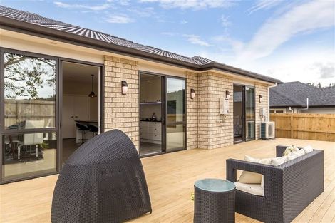Photo of property in 115 Tapu Road, Huapai, Kumeu, 0810
