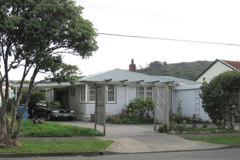 Photo of property in 7 Pringle Street, Taita, Lower Hutt, 5011