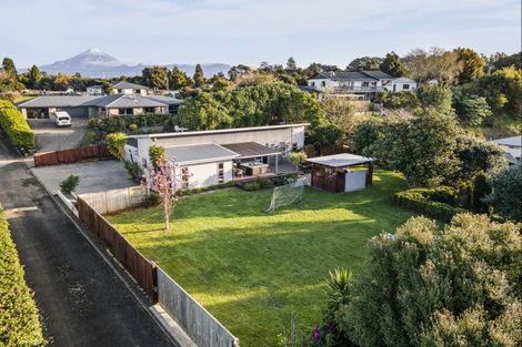 Photo of property in 23 Heta Road, Highlands Park, New Plymouth, 4312