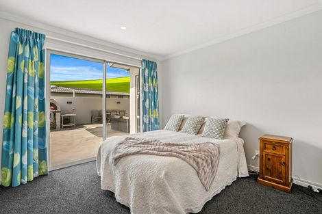 Photo of property in 15 De Bettencor Place, Mount Pisa, Cromwell, 9383