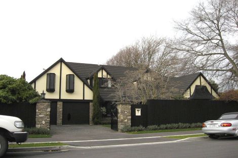 Photo of property in 2 Mcdougall Avenue, St Albans, Christchurch, 8014