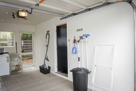 Photo of property in 6a Hilton Road, St Andrews, Hamilton, 3200