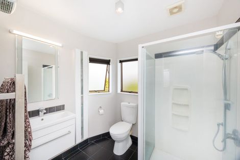 Photo of property in 25 Trent Avenue, Hokowhitu, Palmerston North, 4410