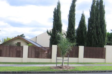 Photo of property in 7 Anaheim Boulevard, Shamrock Park, Auckland, 2016