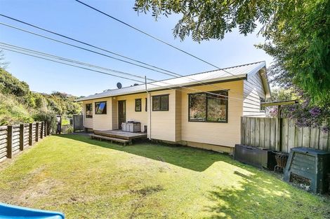 Photo of property in 18c Rose Street, Ranui, Porirua, 5024