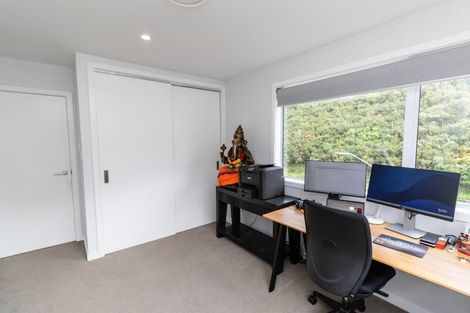 Photo of property in 92 Silverstream Road, Crofton Downs, Wellington, 6035