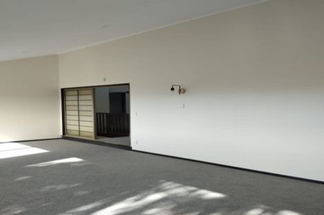 Photo of property in 19 Carluke Street, Paparangi, Wellington, 6037