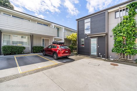 Photo of property in 6/74 Derwent Street, Island Bay, Wellington, 6023