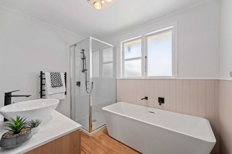 Photo of property in 21 Hinemoa Avenue, Taupo, 3330