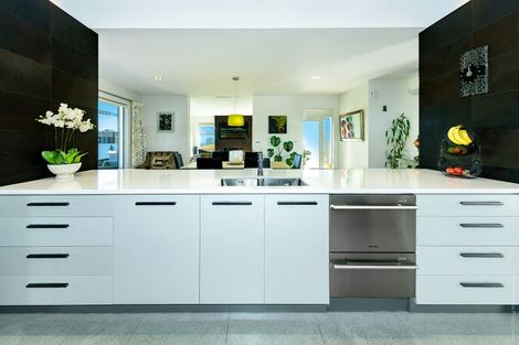 Photo of property in 19 Old Red Barn Road, Halswell, Christchurch, 8025