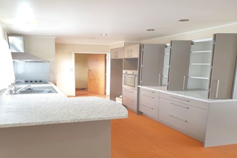 Photo of property in 19 Coey Place, Glen Eden, Auckland, 0602