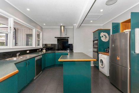 Photo of property in 346 West Coast Road, Glen Eden, Auckland, 0602