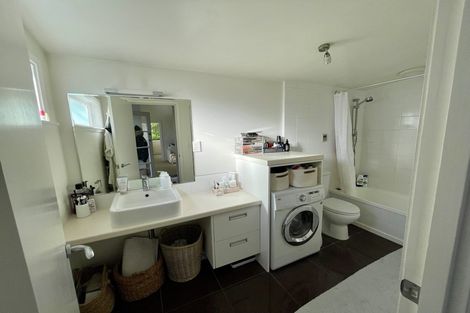 Photo of property in 5 Stafford Street, Mount Victoria, Wellington, 6011