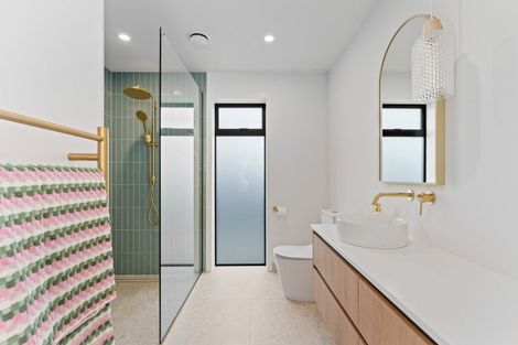 Photo of property in 15 Franks Place, Outram, 9019