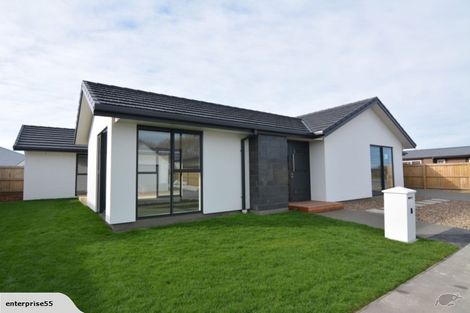 Photo of property in 5 Ciaran Close, Broomfield, Christchurch, 8042