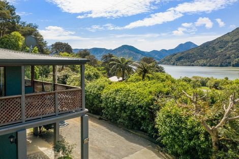 Photo of property in 770 Queen Charlotte Drive, Havelock, Picton, 7281