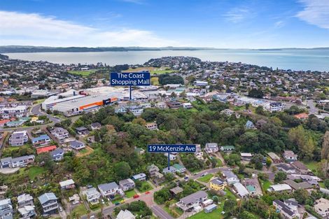 Photo of property in 19 Mckenzie Avenue, Arkles Bay, Whangaparaoa, 0932