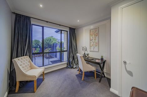 Photo of property in 5a Goddard Lane, Havelock North, 4130