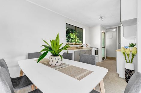 Photo of property in 12 Villa Place, Bell Block, New Plymouth, 4312