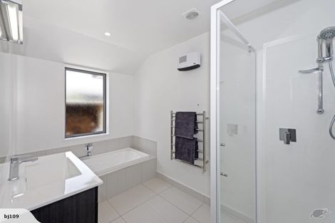 Photo of property in 32 Royston Common, West Melton, 7618