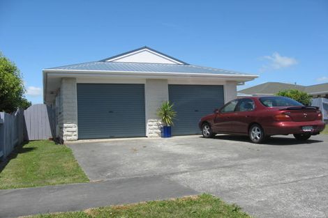 Photo of property in 18 Vista Drive, Feilding, 4702