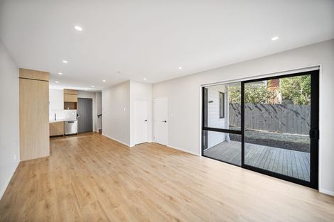 Photo of property in 44c Blakeborough Drive, Forrest Hill, Auckland, 0620