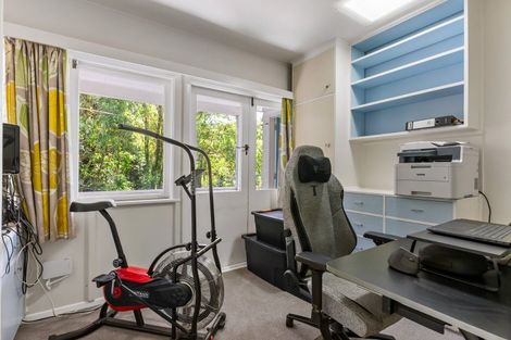 Photo of property in 123 Pinehaven Road, Pinehaven, Upper Hutt, 5019