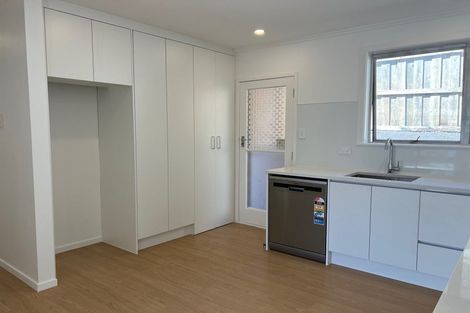 Photo of property in 1369a-1369b Dominion Extension, Mount Roskill, Auckland, 1041